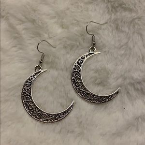 NWOT 🛍 Bundle for DISCOUNTS off Merch or Shipping